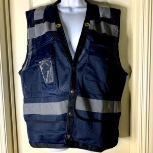 Navy blue safety vest 🦺